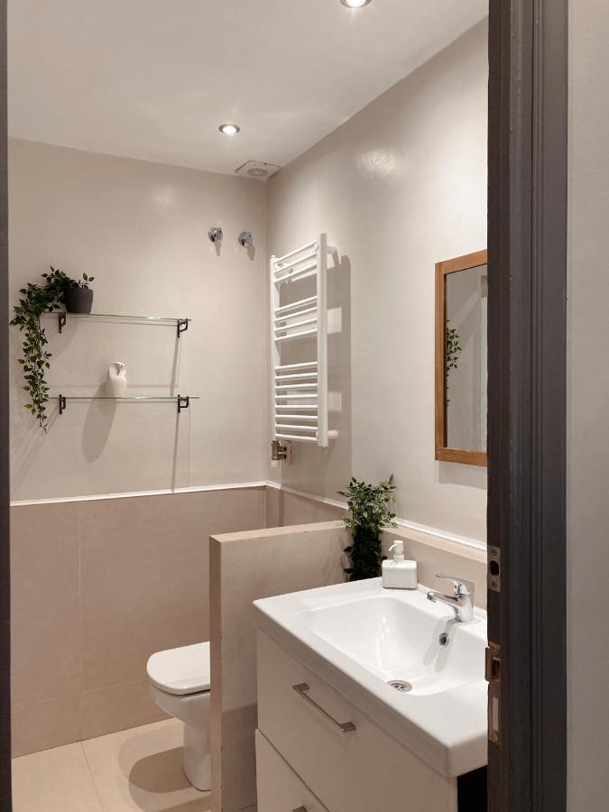 Casa Cosi - Casanova 1 Apartment Barcelona Bagian luar foto